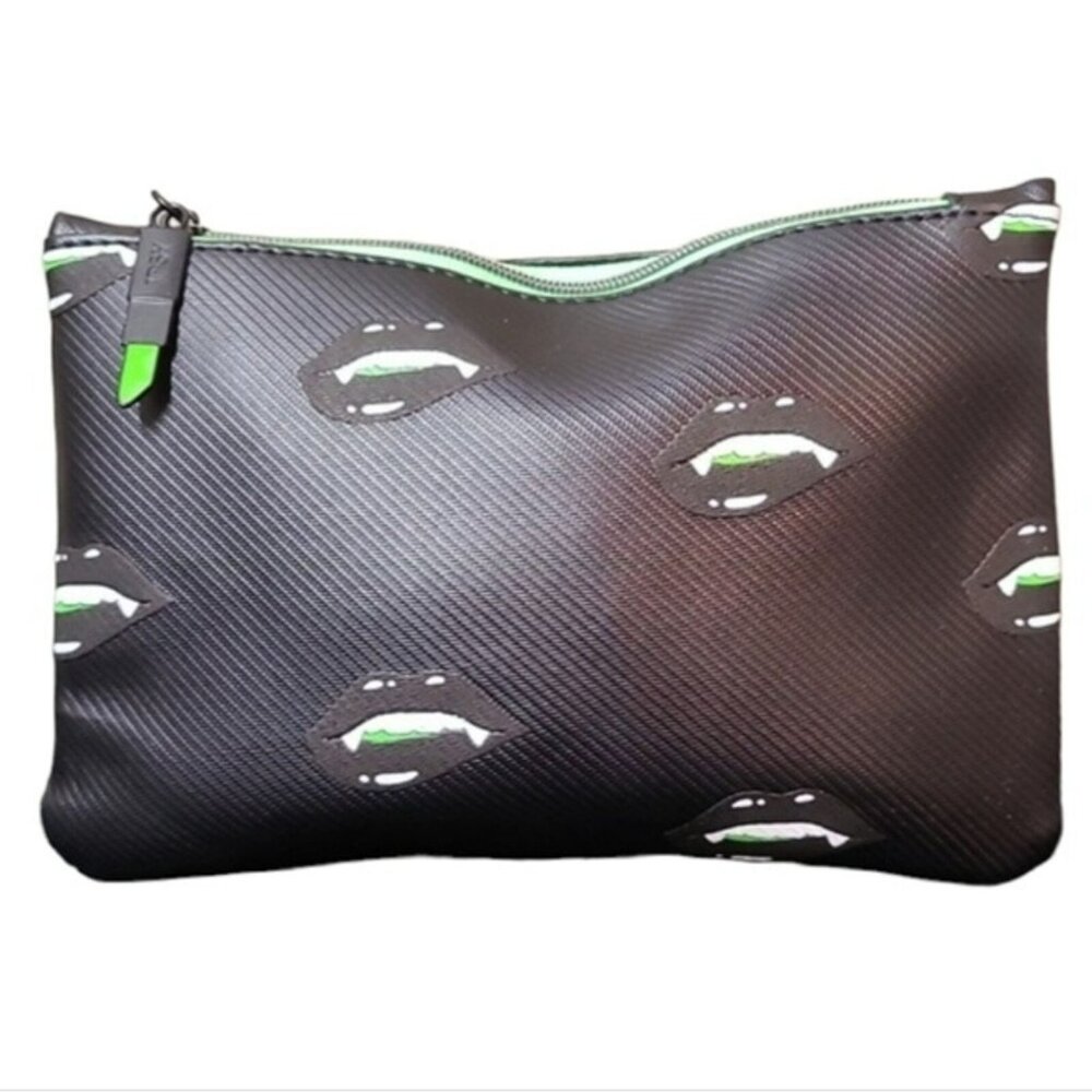 IPSY Glam Bag October 2021 Pretty Wicked Vampire Lips Halloween Makeup Pouch